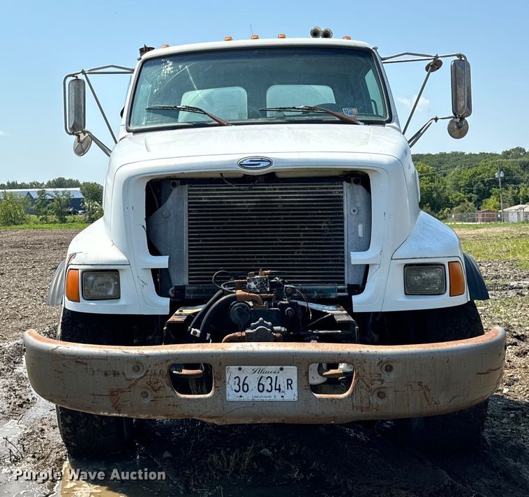 image for item OG9632 1999 Sterling  LT8513 ready mix truck
