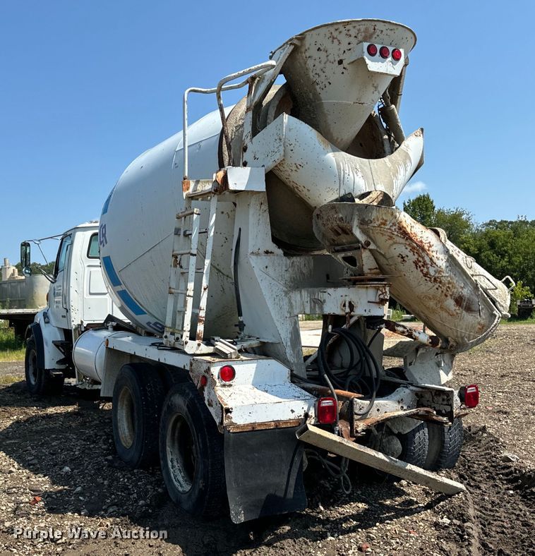 image for item OG9632 1999 Sterling  LT8513 ready mix truck