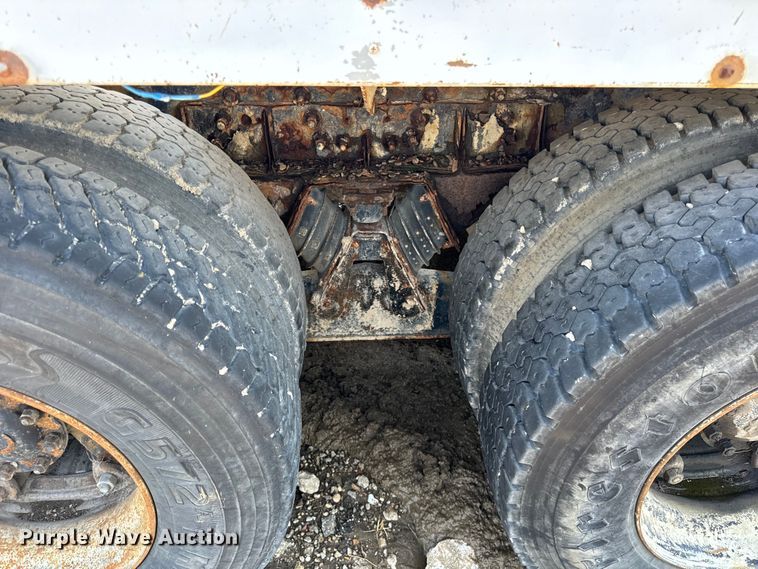 image for item OG9632 1999 Sterling  LT8513 ready mix truck