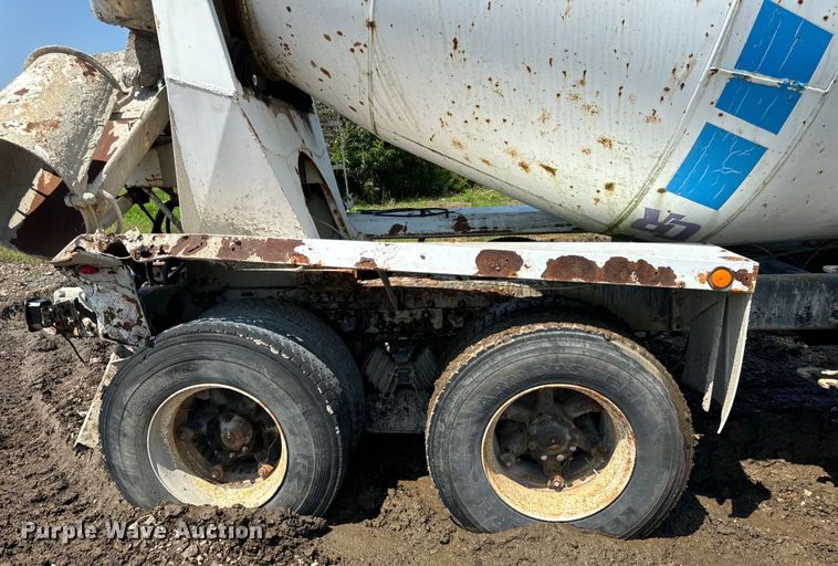 image for item OG9632 1999 Sterling  LT8513 ready mix truck