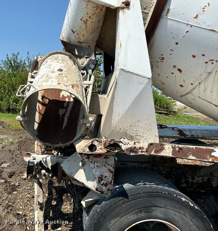 image for item OG9632 1999 Sterling  LT8513 ready mix truck