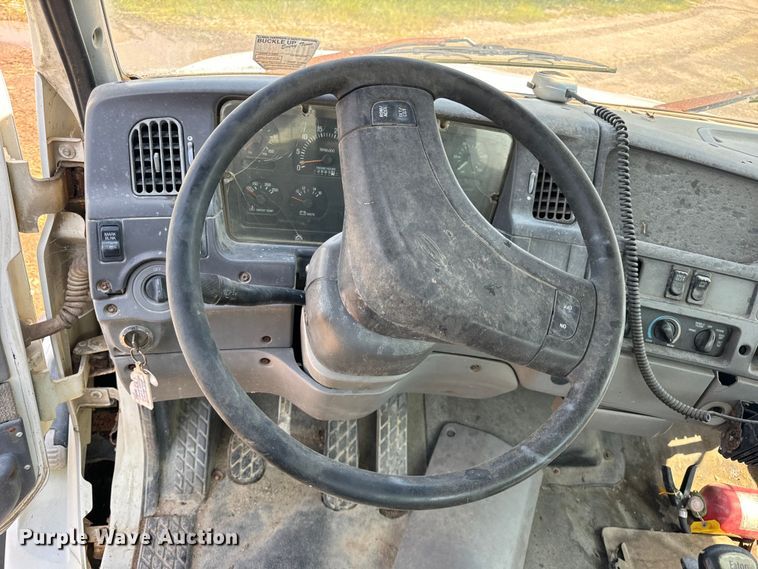 image for item OG9632 1999 Sterling  LT8513 ready mix truck