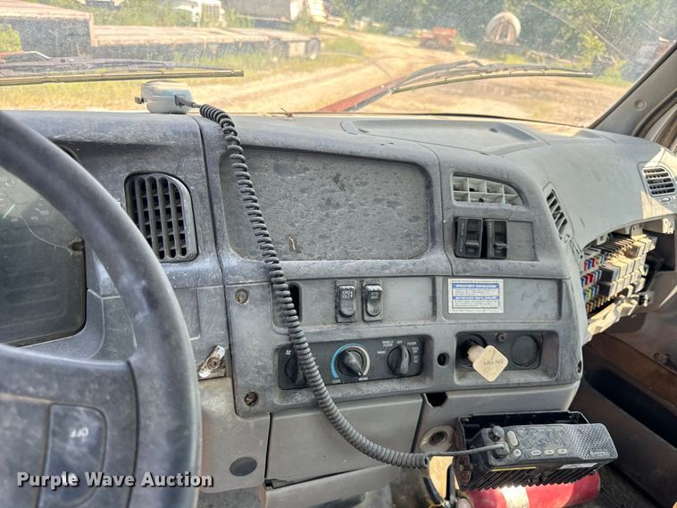 image for item OG9632 1999 Sterling  LT8513 ready mix truck