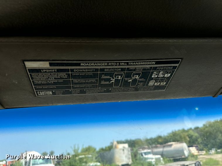 image for item OG9632 1999 Sterling  LT8513 ready mix truck