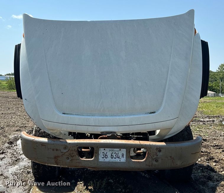 image for item OG9632 1999 Sterling  LT8513 ready mix truck