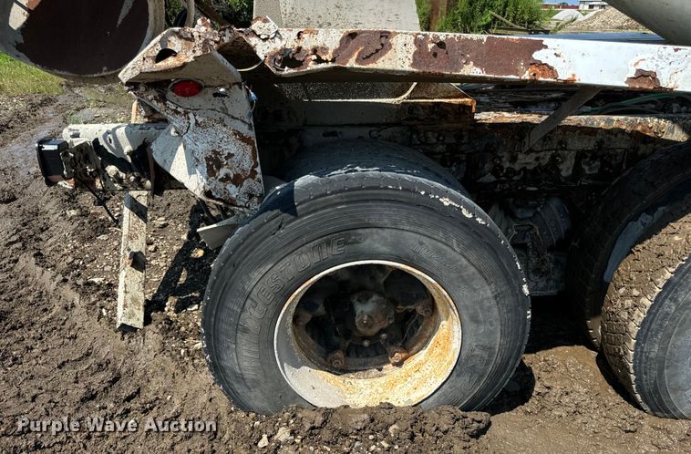 image for item OG9632 1999 Sterling  LT8513 ready mix truck