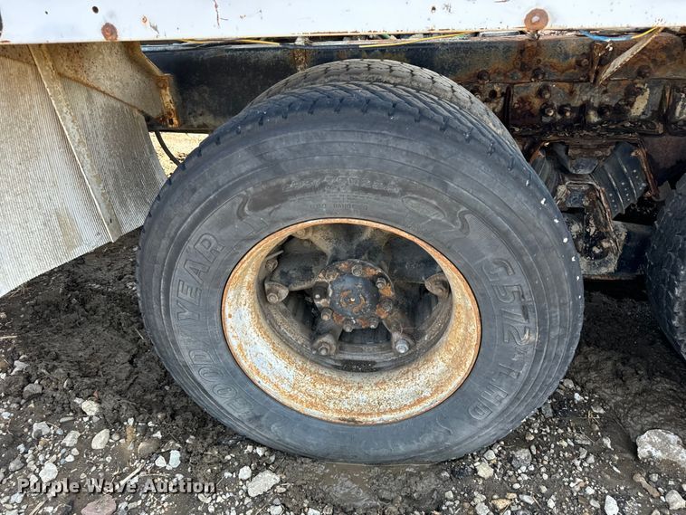 image for item OG9632 1999 Sterling  LT8513 ready mix truck