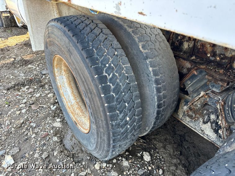 image for item OG9632 1999 Sterling  LT8513 ready mix truck