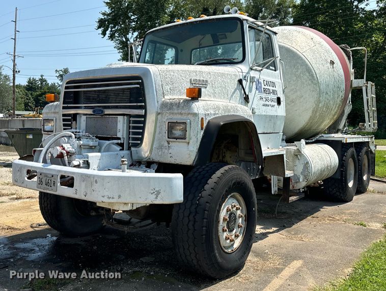 image for item OG9633 1994 Ford LT8000 ready mix truck