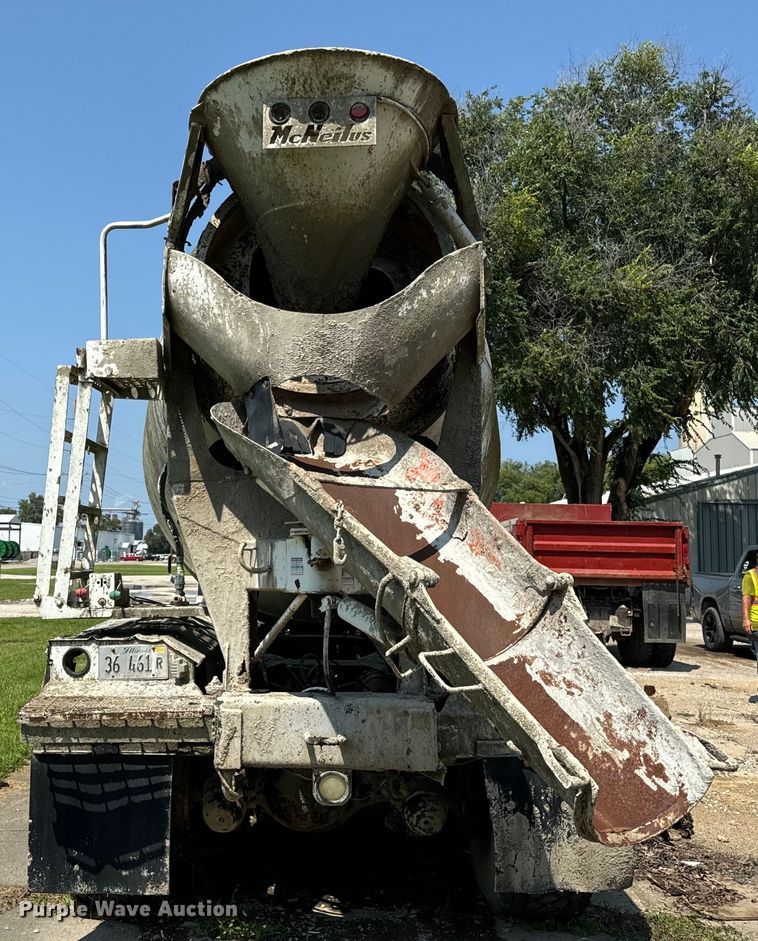 image for item OG9633 1994 Ford LT8000 ready mix truck