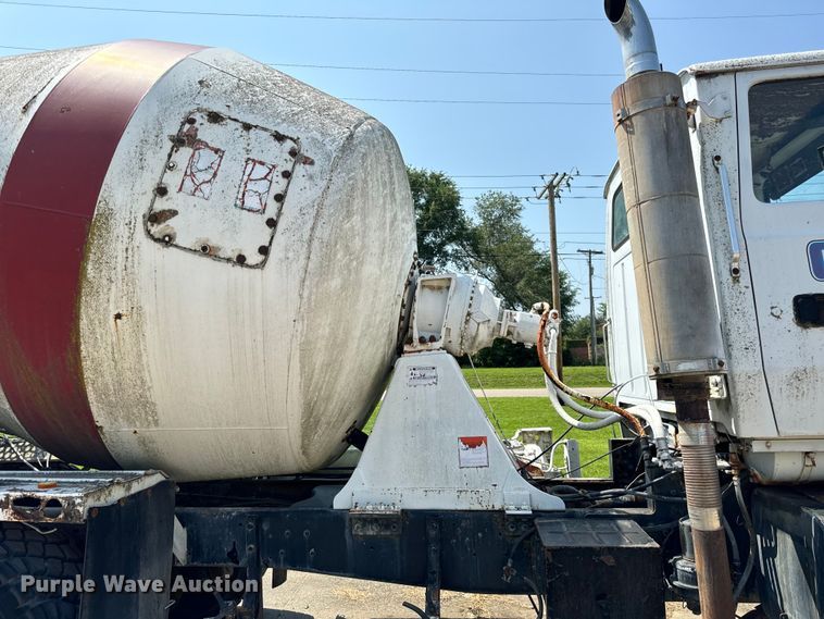 image for item OG9633 1994 Ford LT8000 ready mix truck