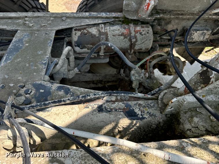 image for item OG9633 1994 Ford LT8000 ready mix truck