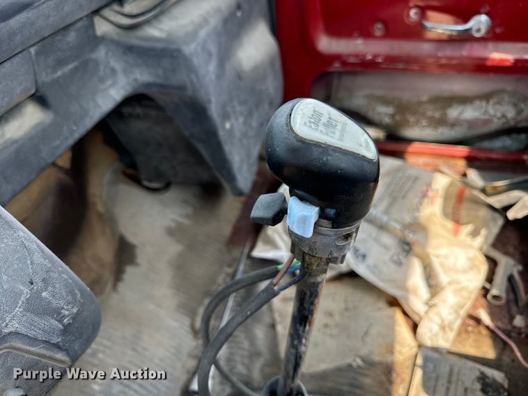 image for item OG9633 1994 Ford LT8000 ready mix truck