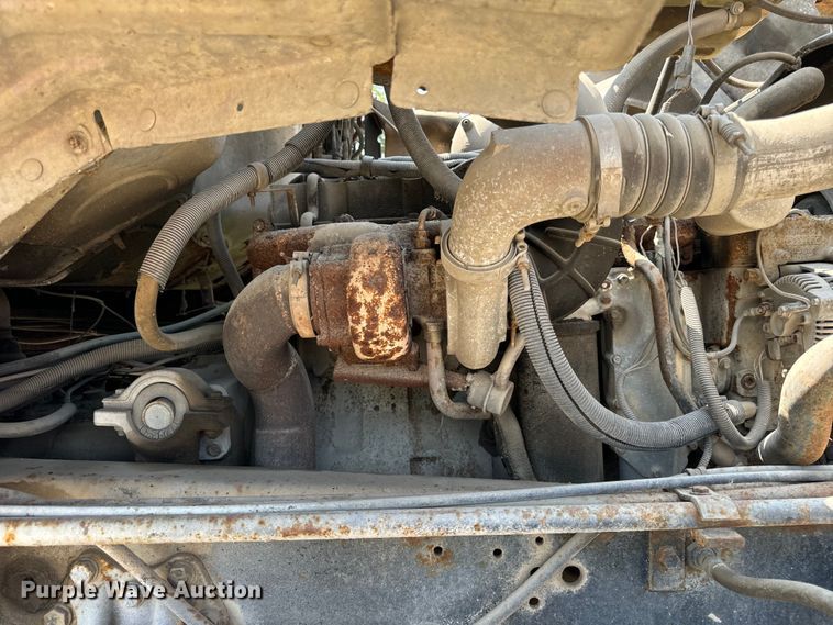 image for item OG9633 1994 Ford LT8000 ready mix truck