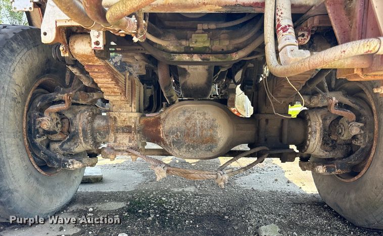 image for item OG9633 1994 Ford LT8000 ready mix truck