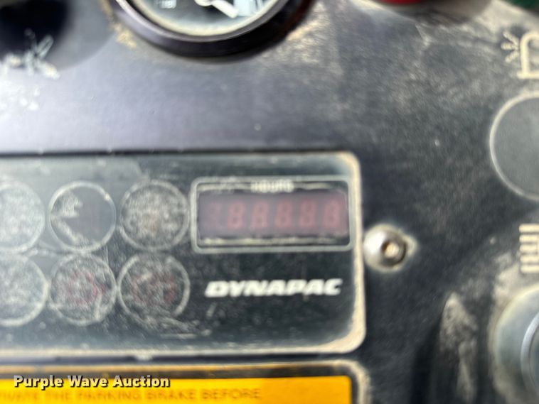 image for item OG9634 2003 Dynapac  CC722 double drum vibratory roller