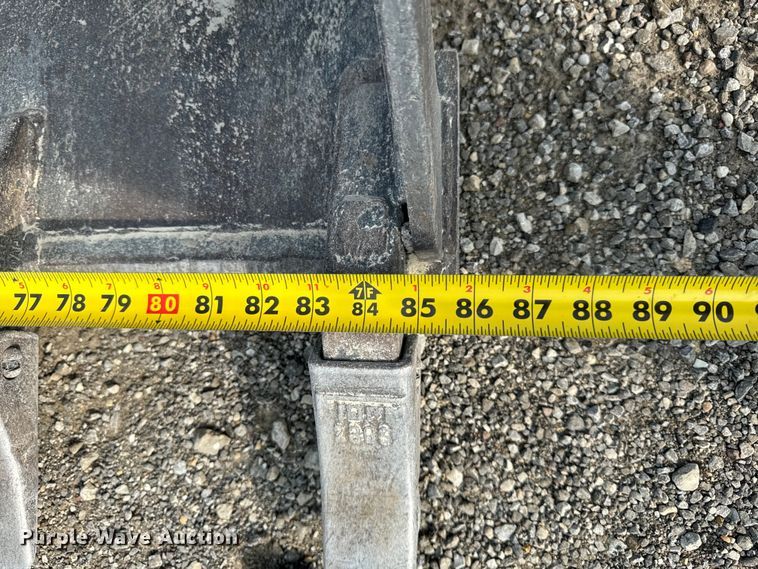 image for item OG9639 2009 Takeuchi TL250 tracked skid steer loader