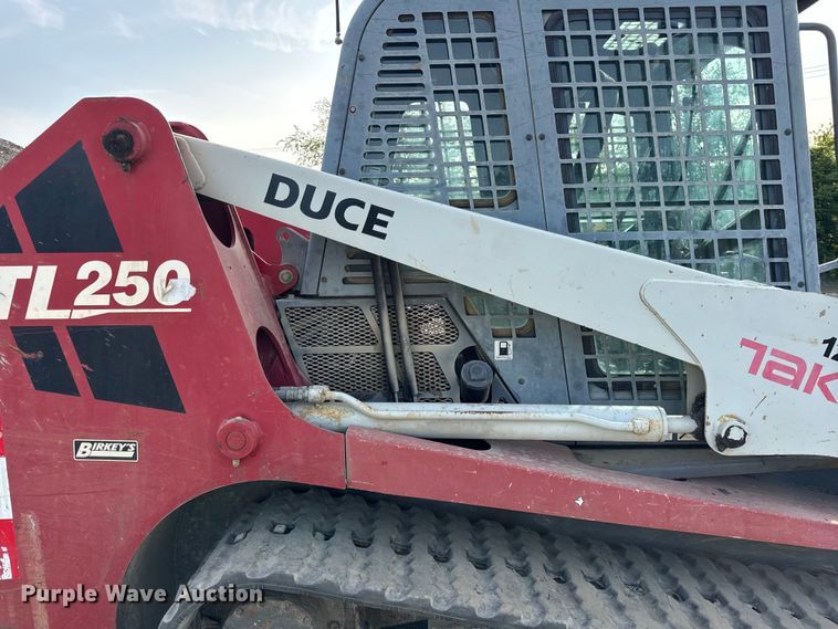 image for item OG9639 2009 Takeuchi TL250 tracked skid steer loader