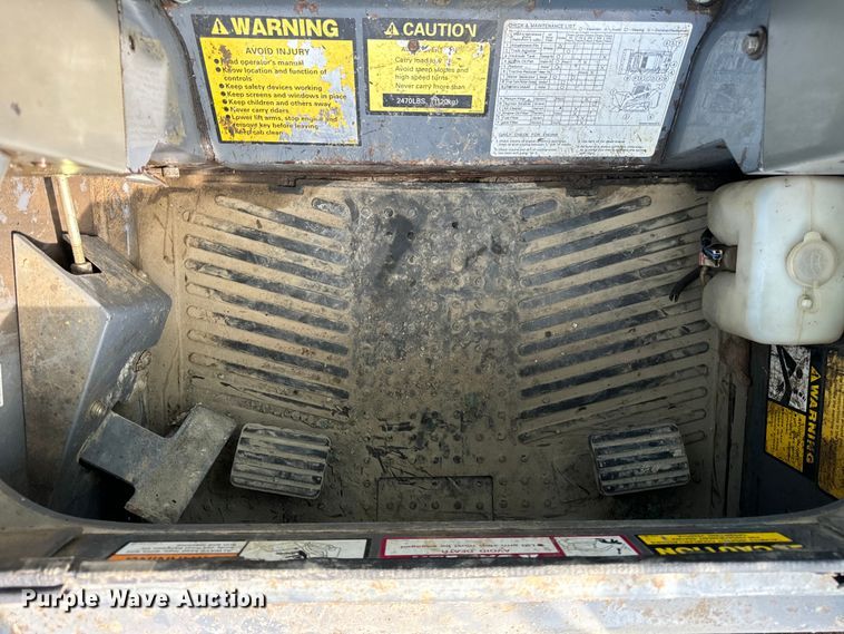 image for item OG9639 2009 Takeuchi TL250 tracked skid steer loader