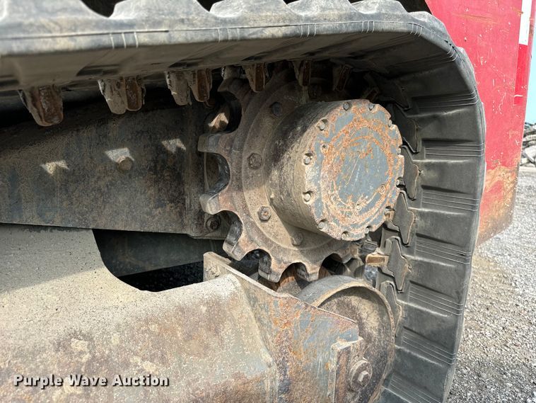 image for item OG9639 2009 Takeuchi TL250 tracked skid steer loader