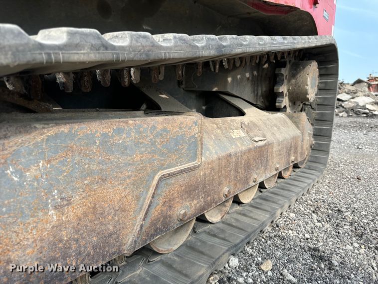 image for item OG9639 2009 Takeuchi TL250 tracked skid steer loader