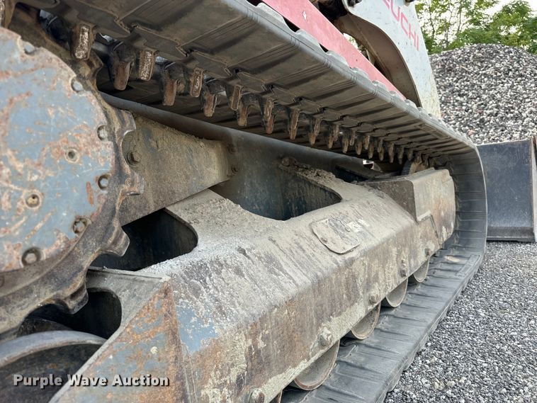 image for item OG9639 2009 Takeuchi TL250 tracked skid steer loader