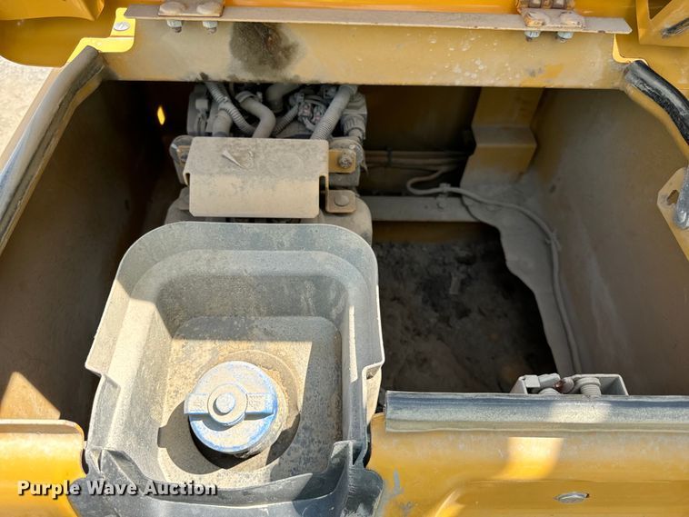 image for item OG9640 2015 Caterpillar  336FL excavator