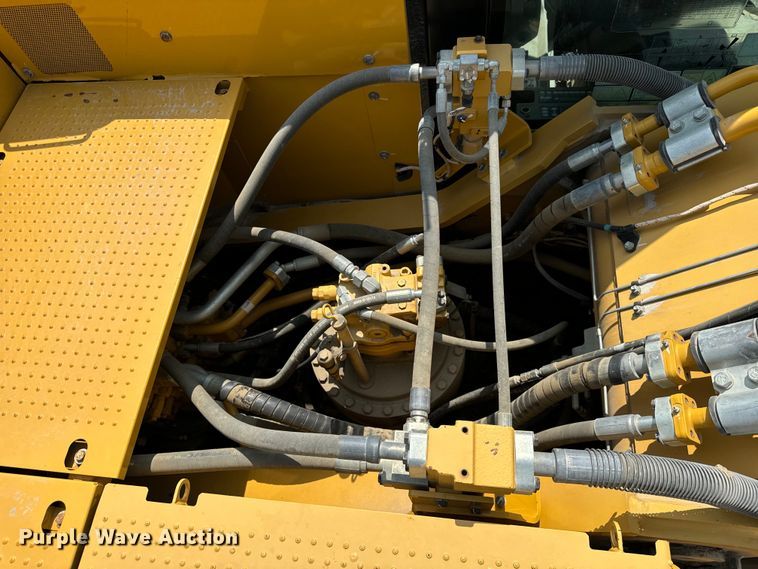image for item OG9640 2015 Caterpillar  336FL excavator
