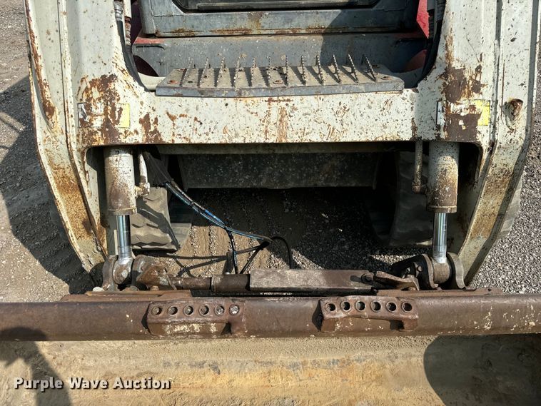 image for item OG9641 2010 Takeuchi  TL240 tracked skid steer loader