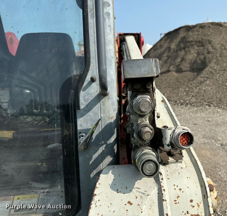 image for item OG9641 2010 Takeuchi  TL240 tracked skid steer loader