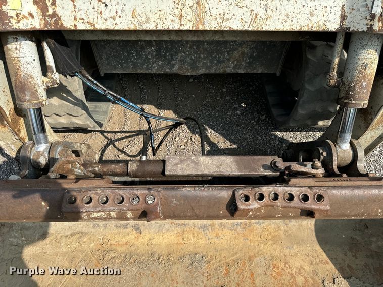 image for item OG9641 2010 Takeuchi  TL240 tracked skid steer loader