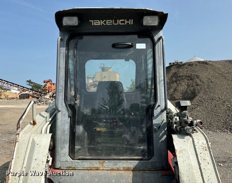 image for item OG9641 2010 Takeuchi  TL240 tracked skid steer loader