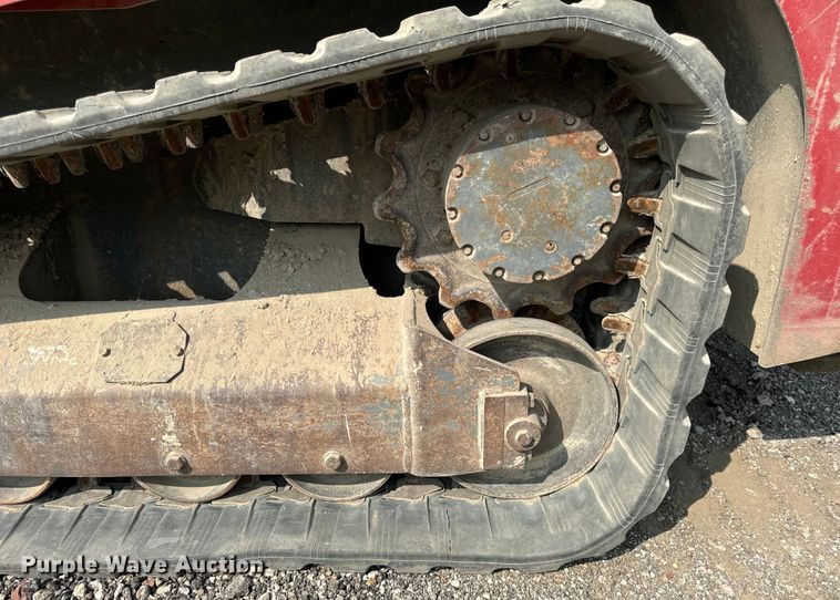 image for item OG9641 2010 Takeuchi  TL240 tracked skid steer loader