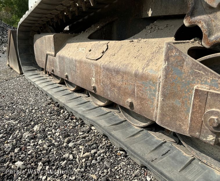 image for item OG9641 2010 Takeuchi  TL240 tracked skid steer loader