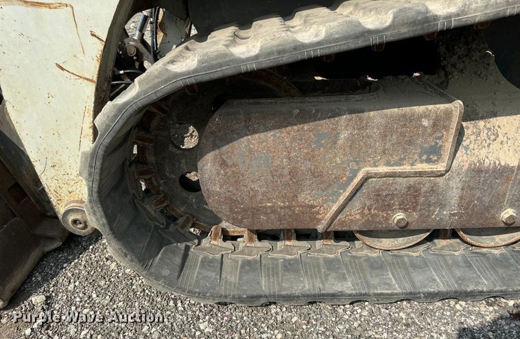 image for item OG9641 2010 Takeuchi  TL240 tracked skid steer loader