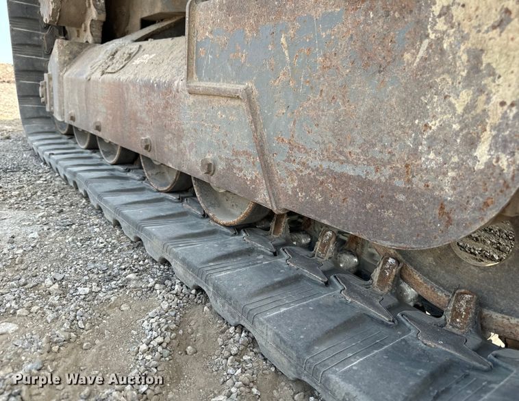 image for item OG9641 2010 Takeuchi  TL240 tracked skid steer loader