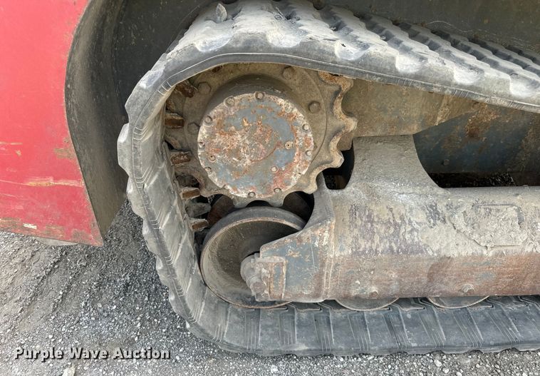 image for item OG9641 2010 Takeuchi  TL240 tracked skid steer loader