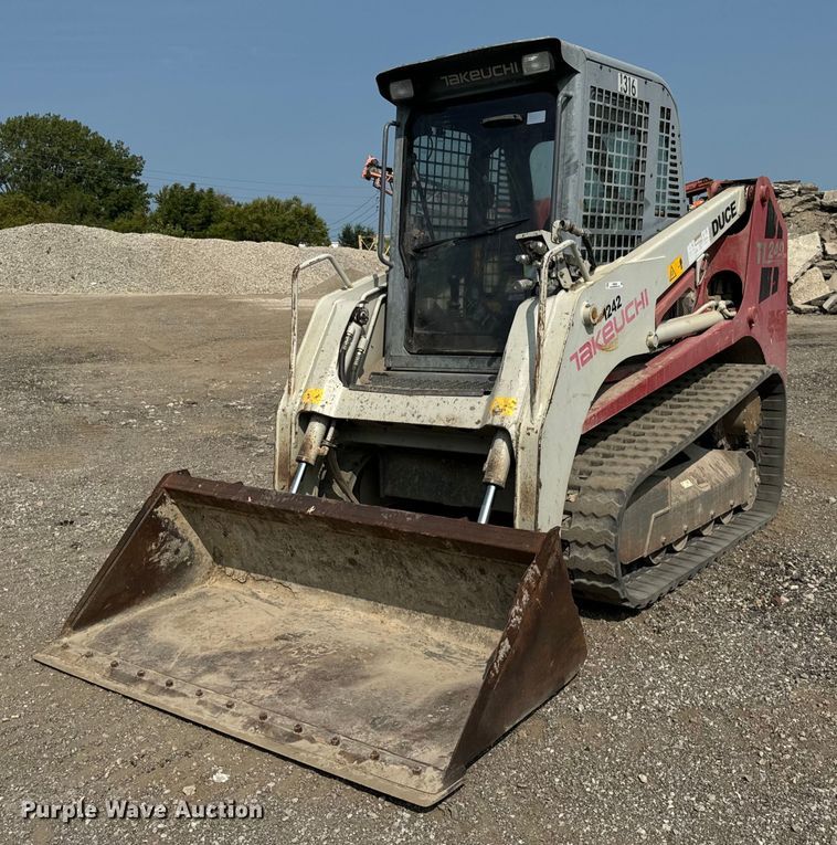 image for item OG9642 2011 Takeuchi TL240 tracked skid steer loader