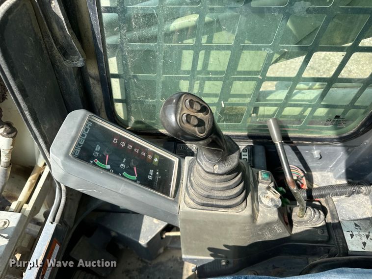 image for item OG9642 2011 Takeuchi TL240 tracked skid steer loader