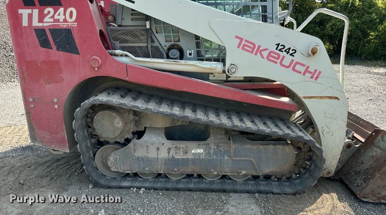 image for item OG9642 2011 Takeuchi TL240 tracked skid steer loader
