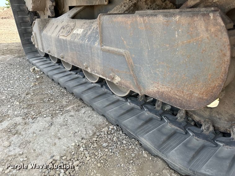 image for item OG9642 2011 Takeuchi TL240 tracked skid steer loader