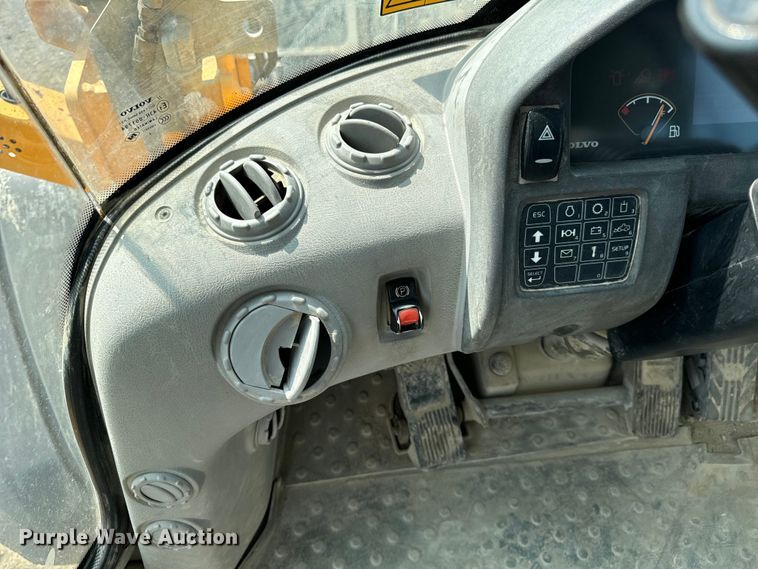 image for item OG9644 2014 Volvo  L60G wheel loader