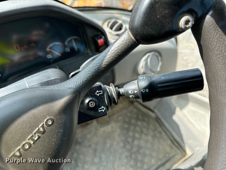 image for item OG9644 2014 Volvo  L60G wheel loader