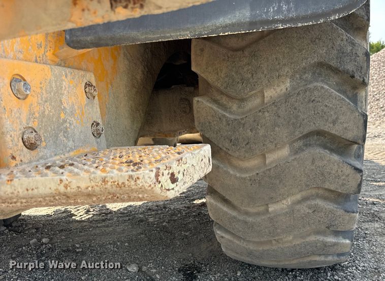 image for item OG9644 2014 Volvo  L60G wheel loader