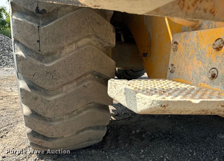 image for item OG9644 2014 Volvo  L60G wheel loader