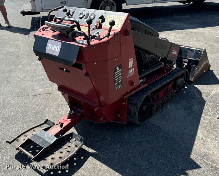 image for item OG9651 2017 Toro  Dingo TX427 compact utility loader