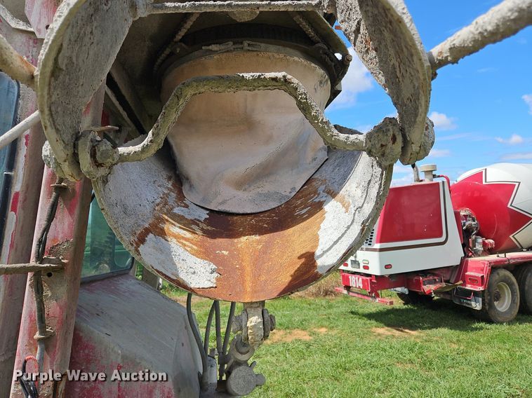 image for item OJ9804 2006 Terex  Advance ready mix truck