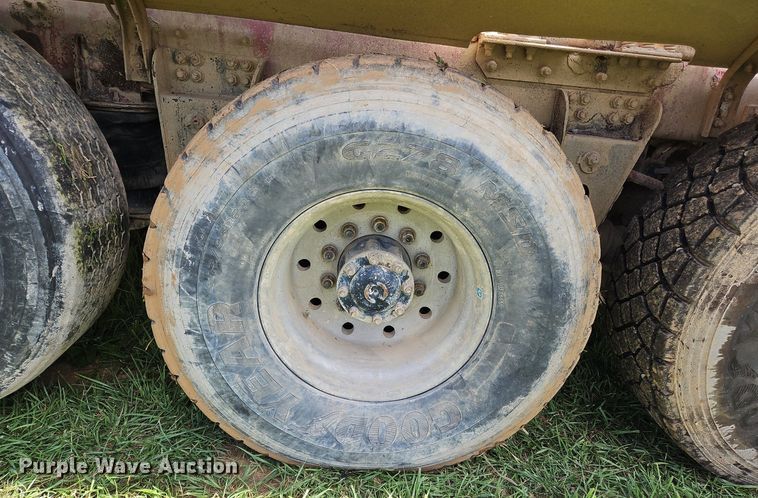 image for item OJ9804 2006 Terex  Advance ready mix truck