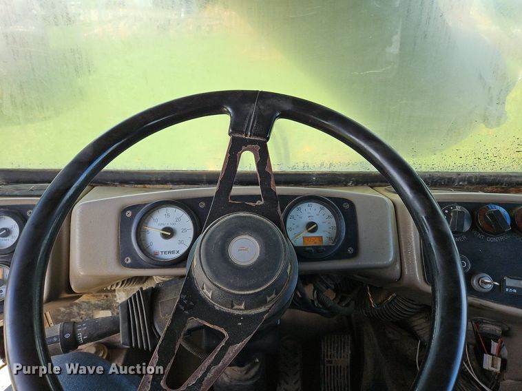 image for item OJ9805 2006 Terex  Advance  ready mix truck