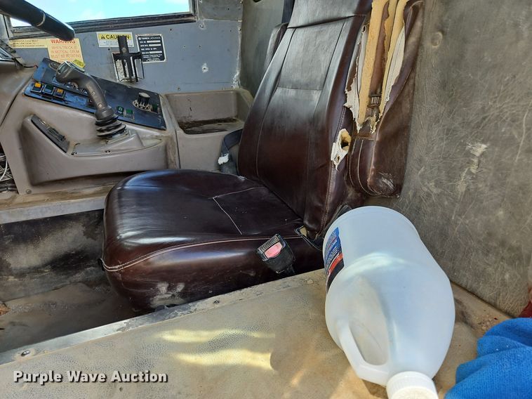 image for item OJ9805 2006 Terex  Advance  ready mix truck